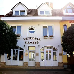 Peterfia Panzio Konukevi