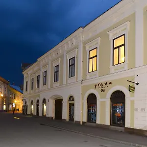 Centrum Vendeghaz Apartment Eger